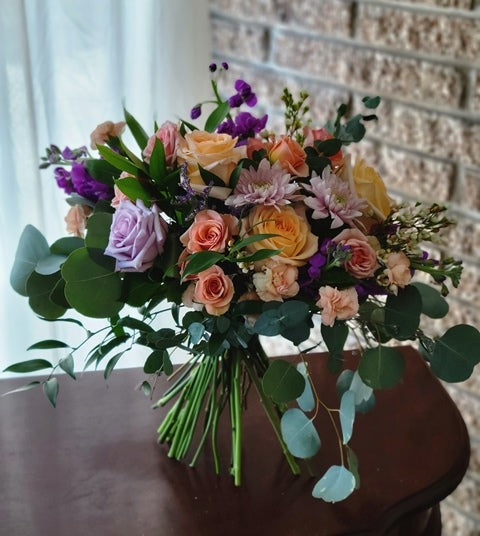 peach wedding flowers winnipeg 